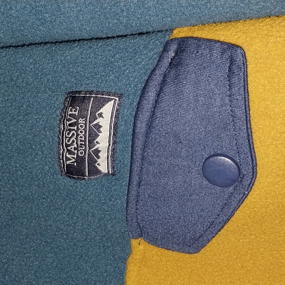 Vintage Massive Outdoors Men's XL Teal & Gold Color Block Fleece Pullover - Picture 4 of 7